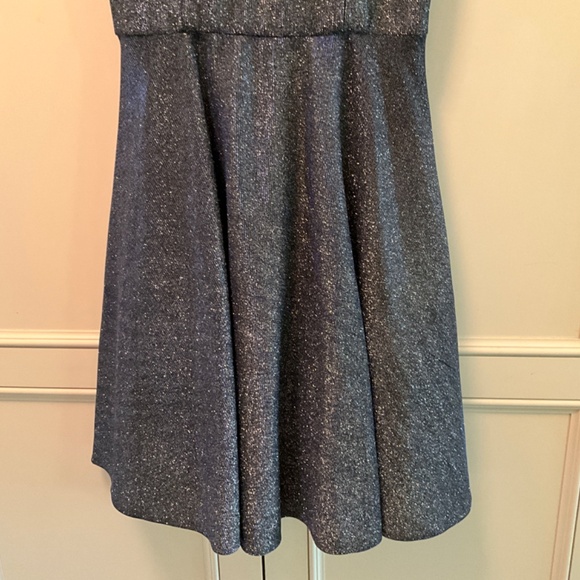 Blue Sparkle Low V-neck Strappy Back Homecoming/Formal Dress Size 4 - Picture 4 of 4